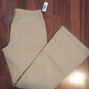 NWT Old Navy Diva Flare Khaki Pants